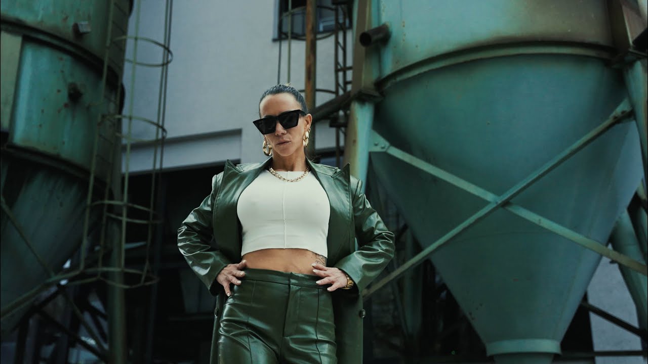Fashion B-roll Video