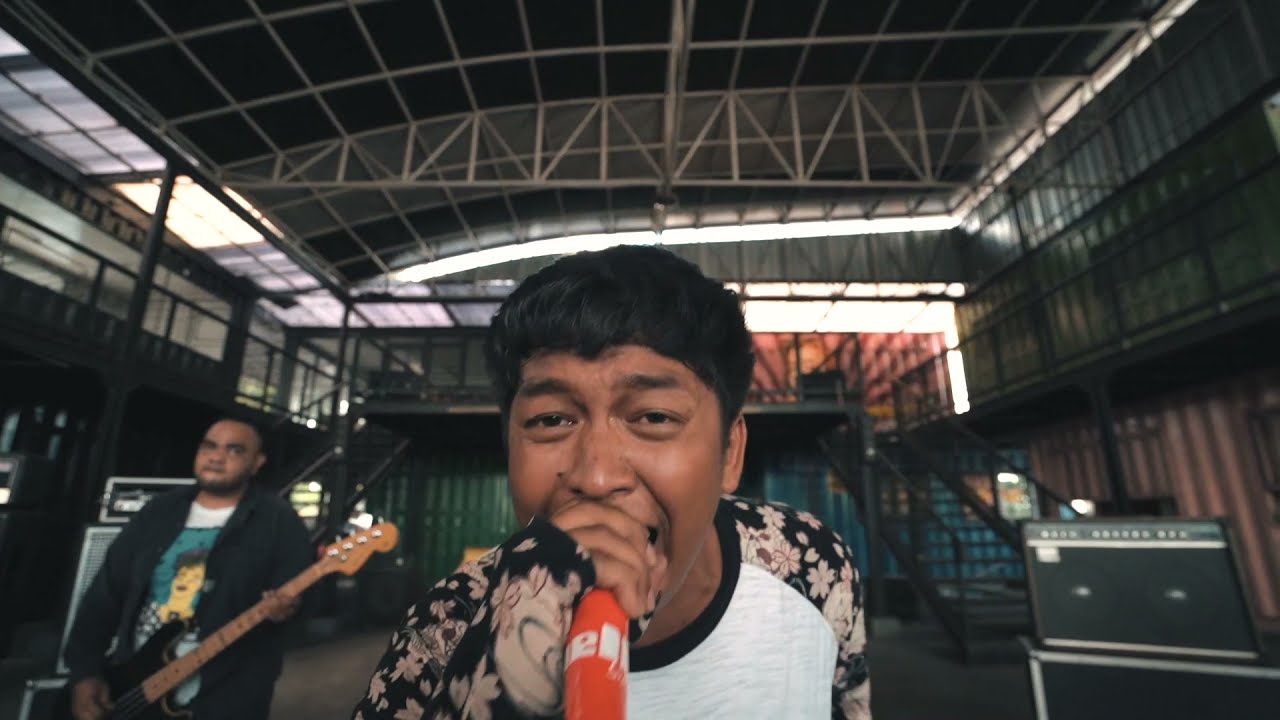 Summer In February - Tentang Kita (Official Music Video)