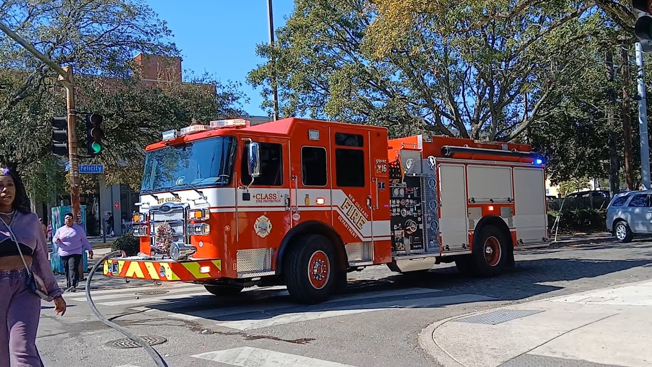 Mardi Gras 2026 Engine 16 filling up barricade with water.