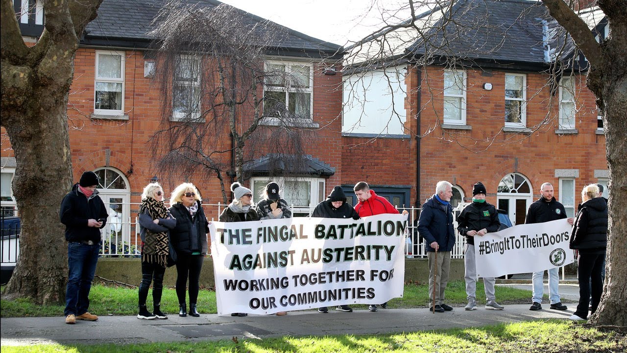 VIDEO: Protesters gather at Richard Bruton's house
