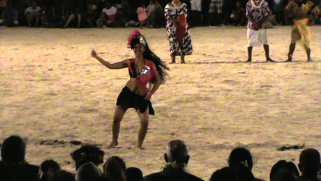 Danseuse AMANAHUNE 2012.mpg