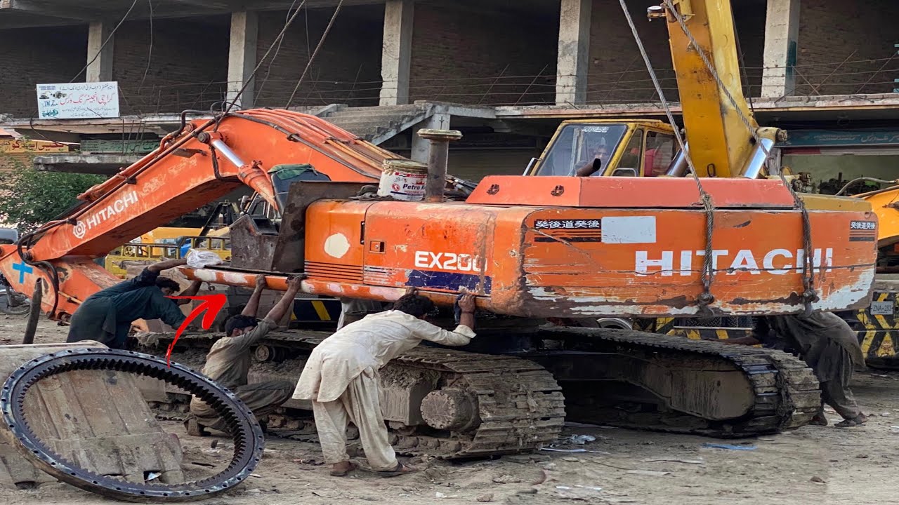 Final drive excavator swing bearing replacement.Hitachi excavator swing Gear replacement.