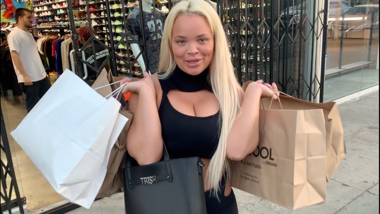 I SPENT $10,000 ON HYPE CLOTHING (Supreme, Bape, Yeezy, Von Dutch)