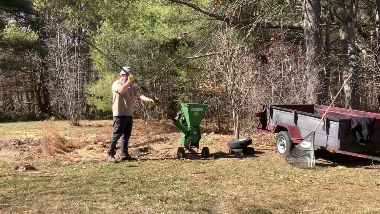 Mackissic Mighty Mac SC800 chipper shredder