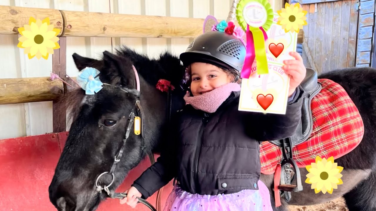 Thiziri au galop 🐴💫 Prix de l’Élégance en mode FUN et DÉGUISE ! 