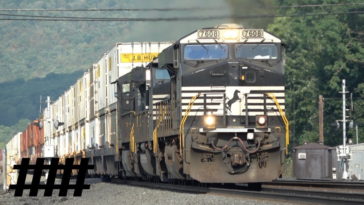 Norfolk Southern Trains Railfanning at Tipton Road Railroad Crossing PT 226.0 in Tipton, PA USA