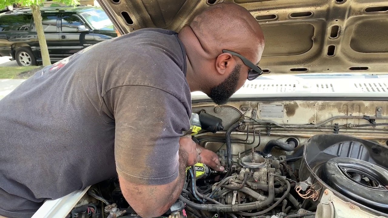 B2200 Mechanical Fuel Pump Replacement Part One