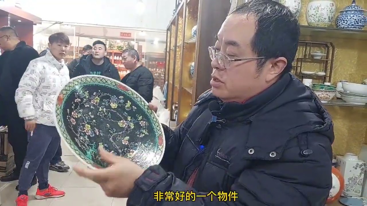 2022年第一次古玩城开箱，人太多！看我快狠准抢到哪些精品老瓷？