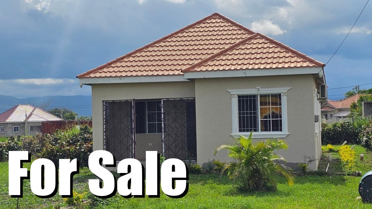 2 Bedrooms 1 Bathroom House For Sale at Swansea, May Pen, Clarendon, Jamaica