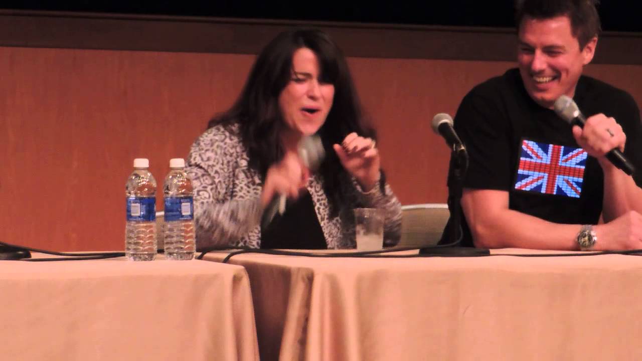 John Barrowman & Eve Myles Boston CC 2014 part 1/5