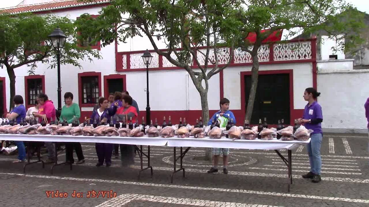 2º  Bodo   A Disrituição do Pão, Carne e Vinho  Vila de São Sebastião    2015