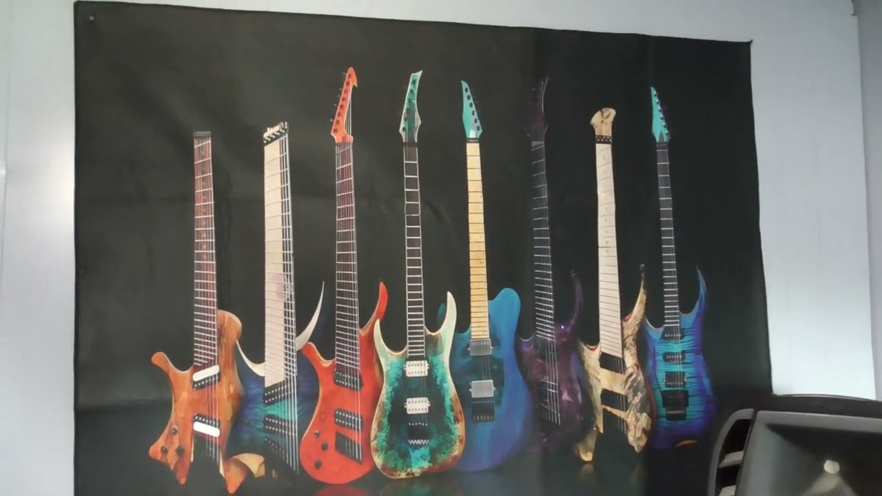Let's check out the  New MOJO shop guitar store BABY !!!