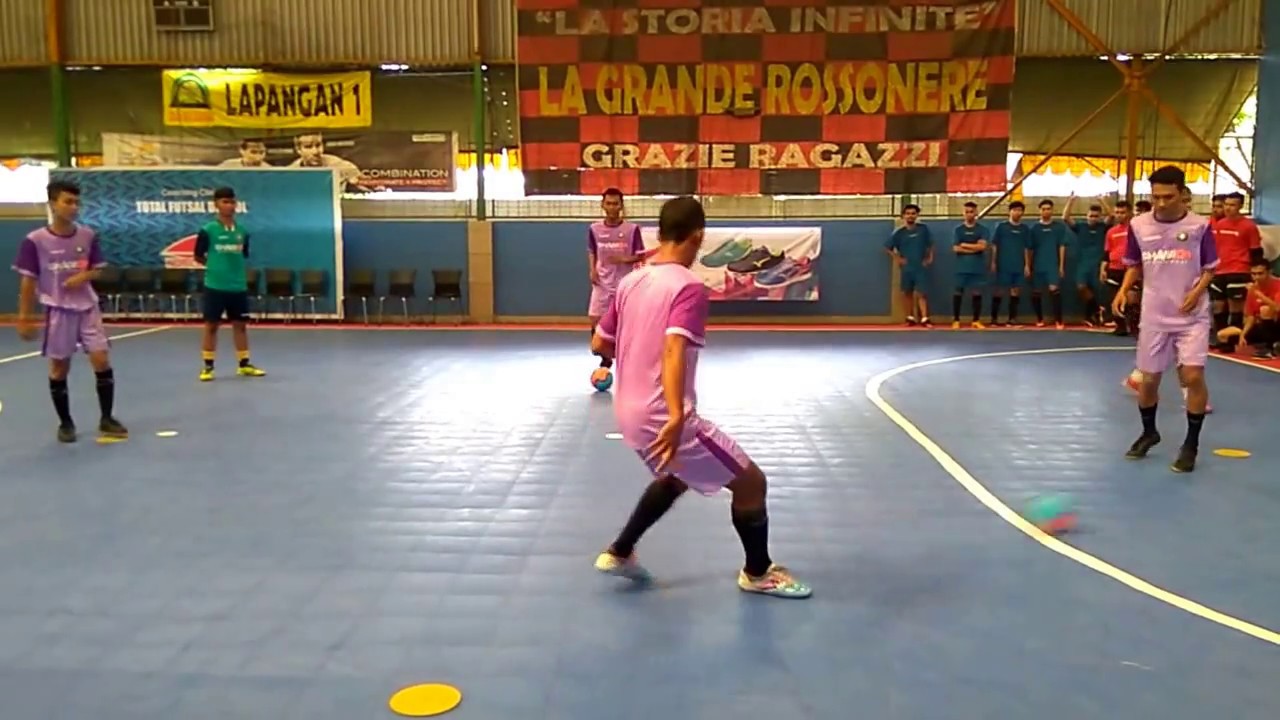 indonesia driil for passing,control and body position futsal by Donzol Part1