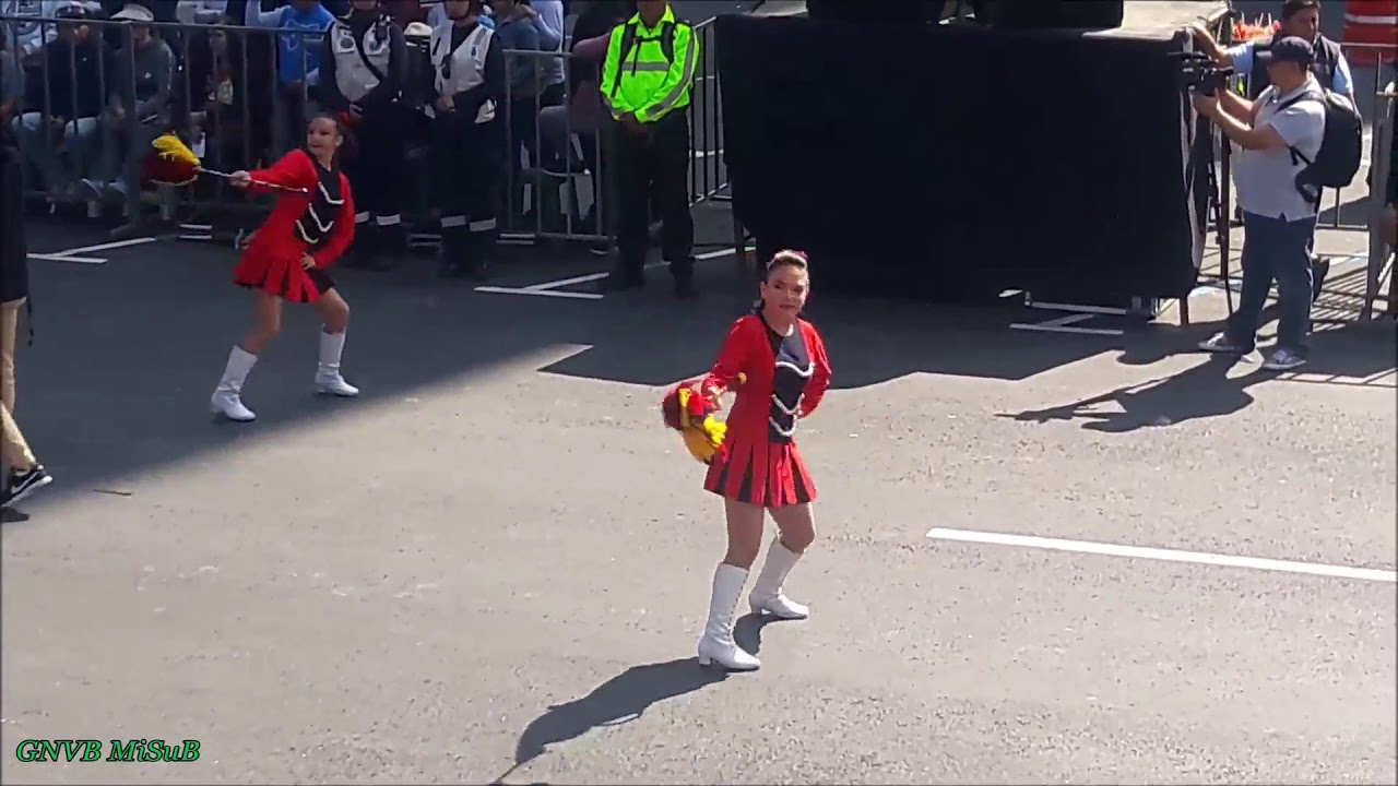DESFILE QUITO EDUCACIÓN 2019