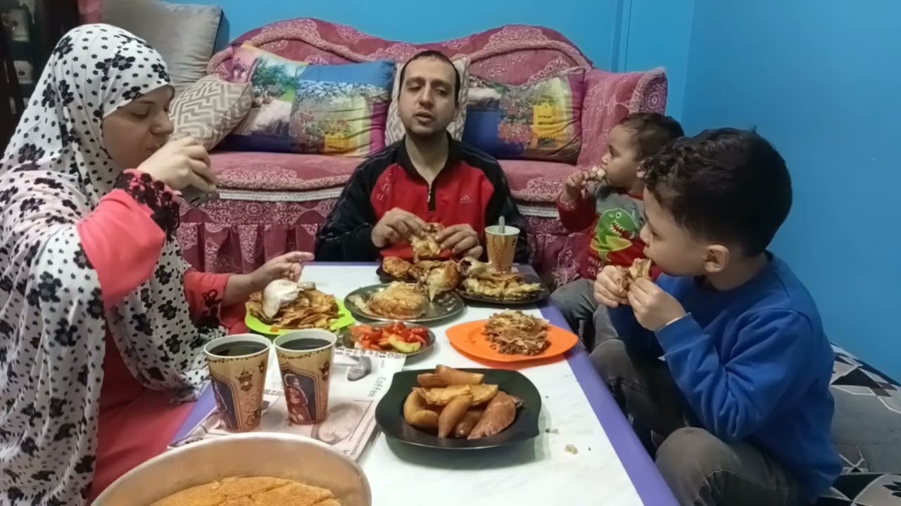 فطار اول يوم رمضان 🌙 كل سنه وانتم طيبين وبخير يارب 