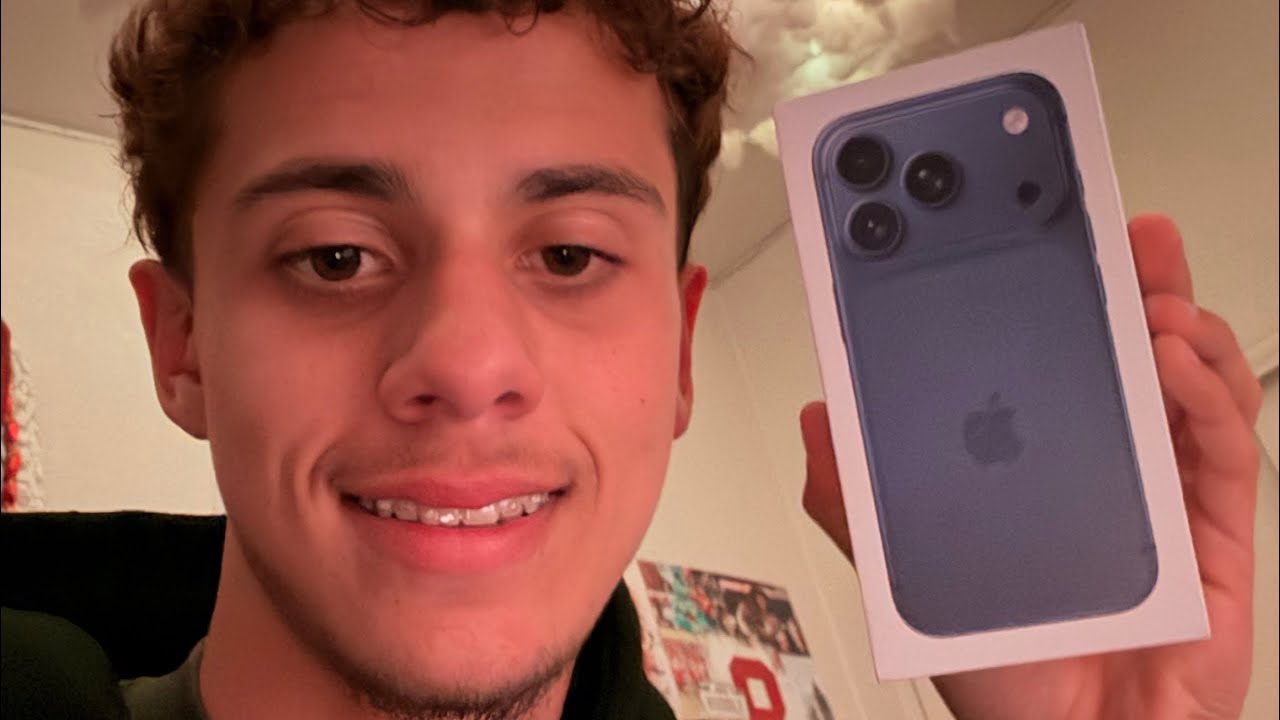 ASMR Assortment of tapping! (iPhone box tapping)