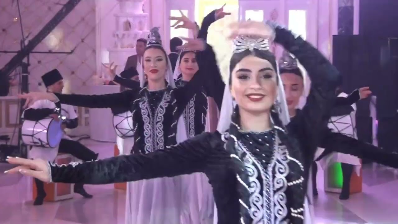 Nərgiz rəqs qrupu Altun saray Toy açılışı Nağara şou 