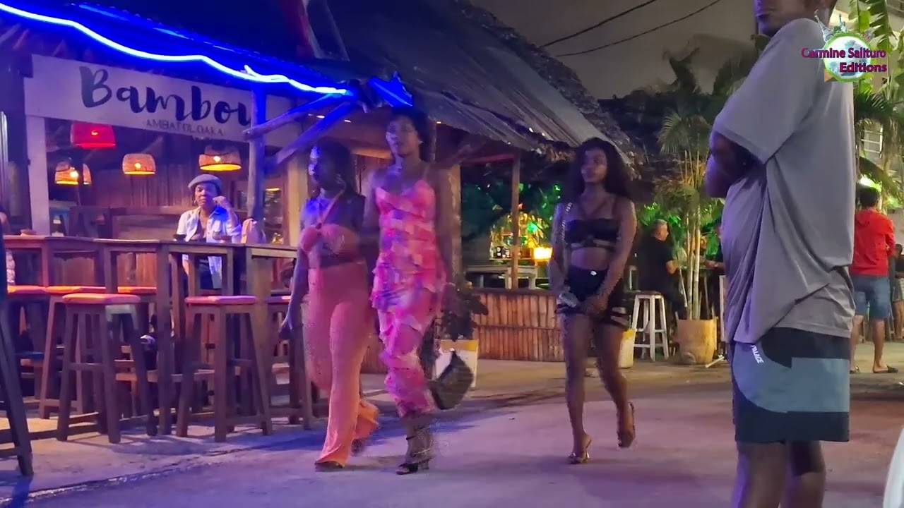 La vie nocturne à Madagascar🇲🇬Nightlife au Taxi Be à Nosy Be