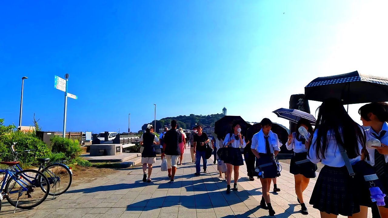 【4K60】夏の賑やかな江ノ島を散策 海やビーチ最高  Enoshima beach in summer
