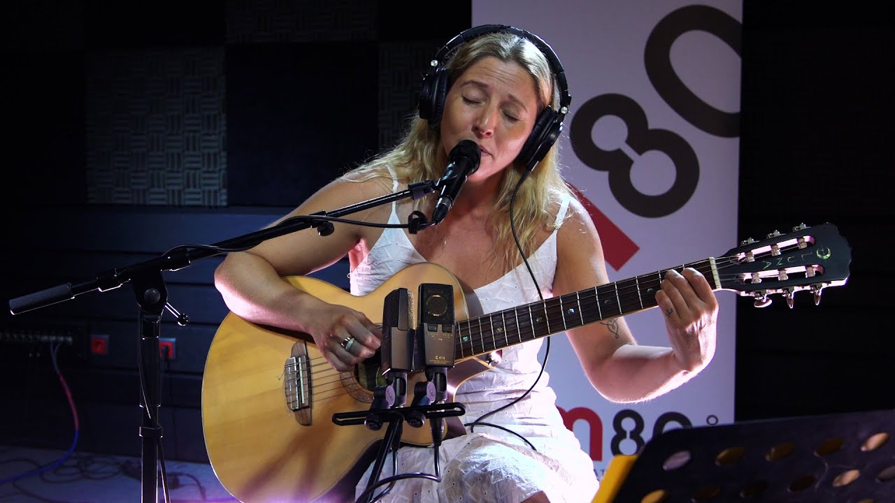 M80 | Joana Alegre - Dreams (The Cranberries)