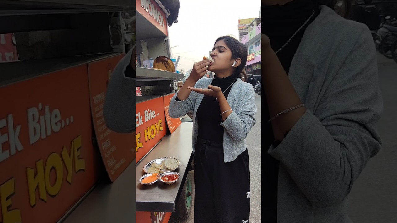 I tried oye hoye momos| 