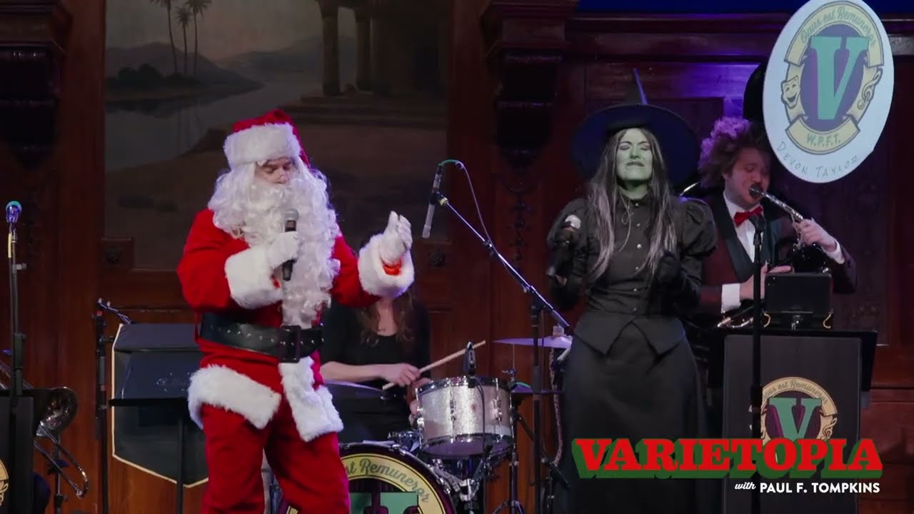 Islands In The Stream - Santa & Elphaba