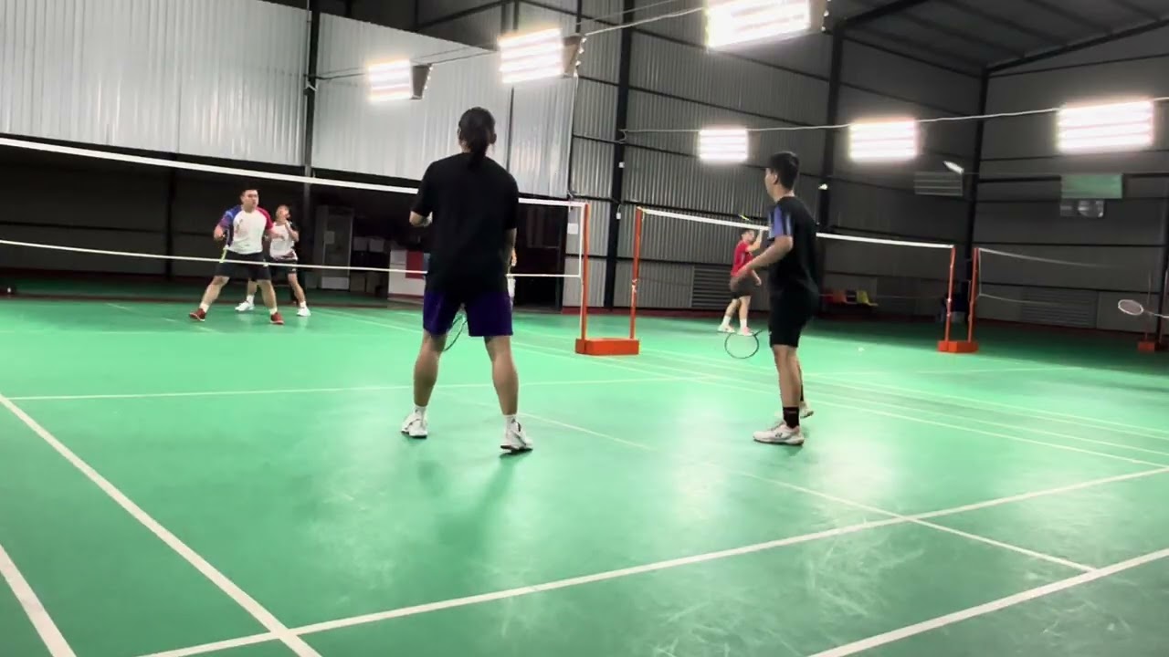 2413-Cầu lông Đôi Nam 