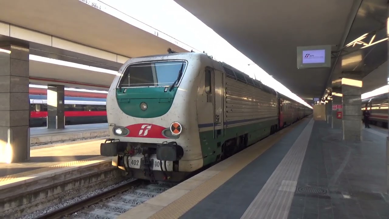 DUE LIVREE ORMAI RARE: ICN 799 con E402.109 XMPR ed E402.178 FB 1.0, in partenza da Napoli Centrale!