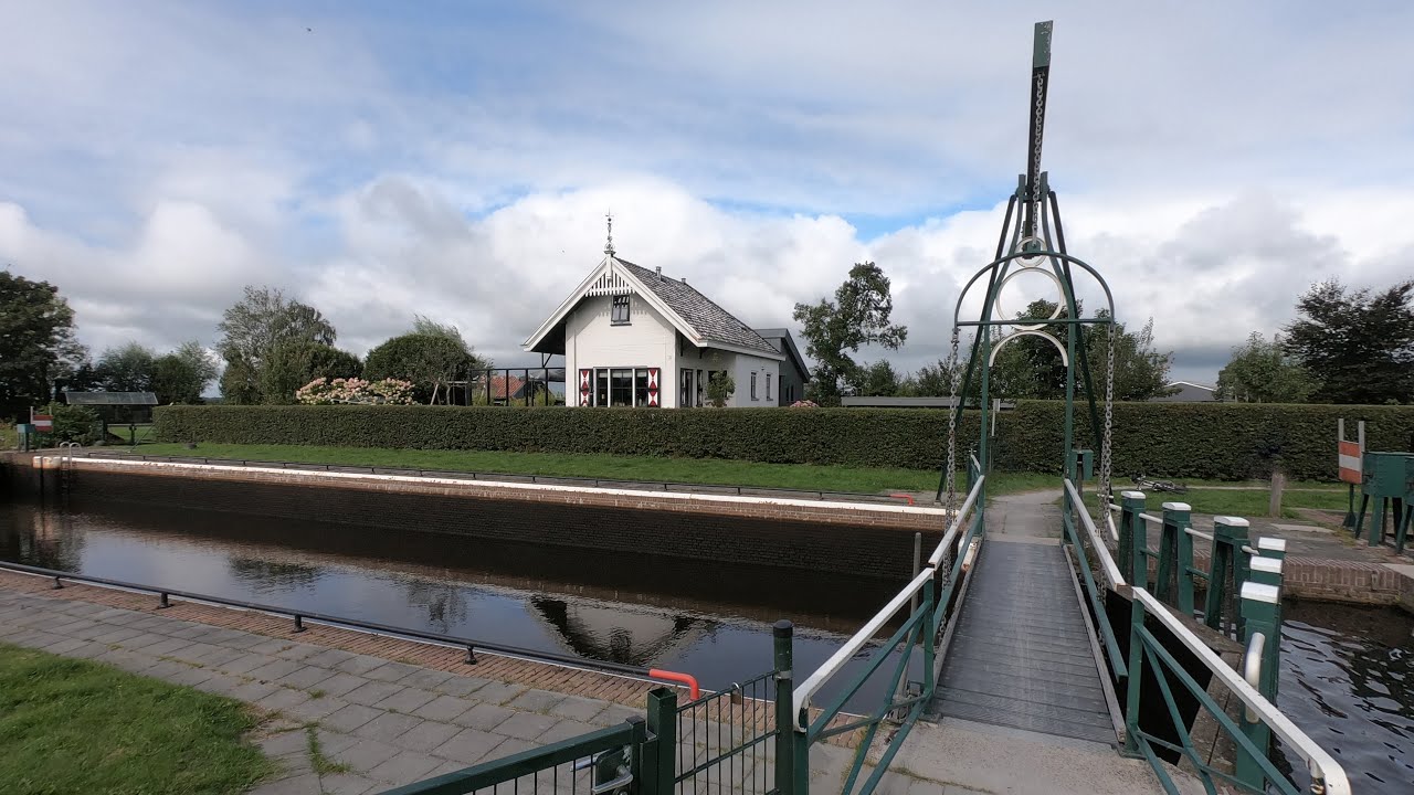 Bike ride along the Tjonger