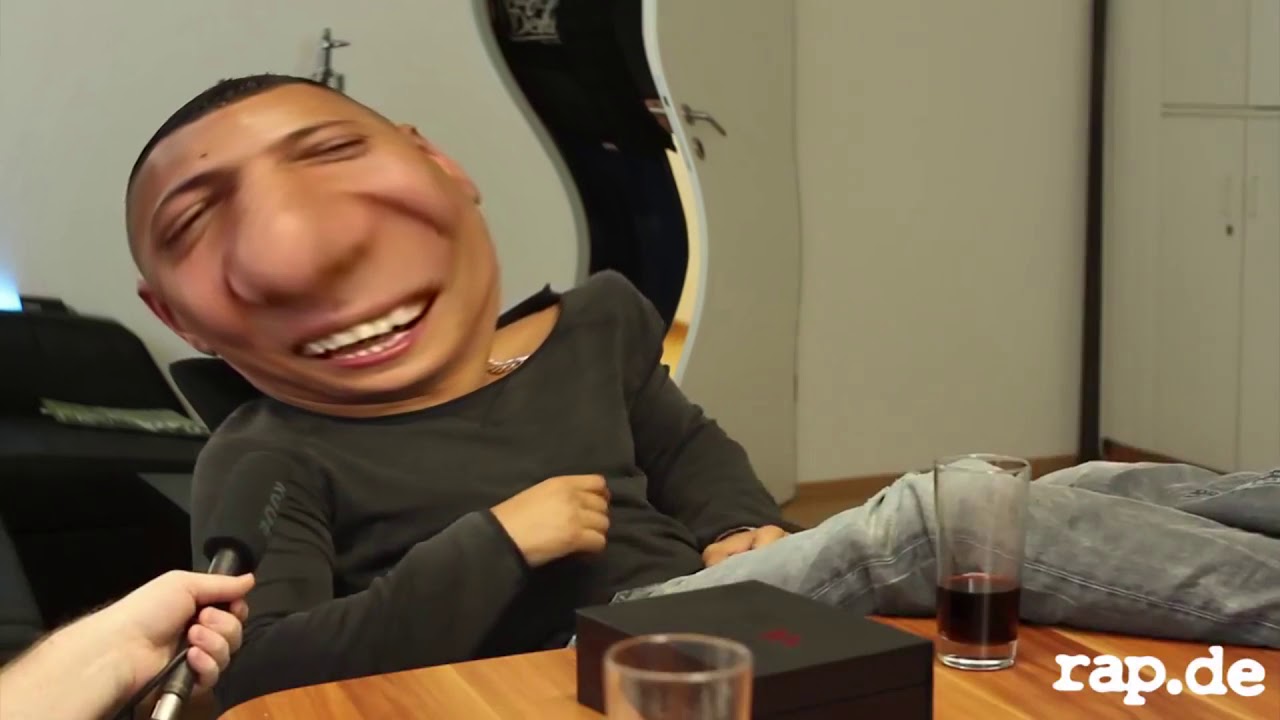 Youtube Kacke - Farid Bang äußert sich zu weltpolitischen Ereignissen ... und Patrick