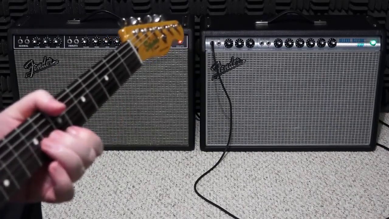 65 Fender Deluxe Reverb VS 68 Fender Custom Deluxe Reverb