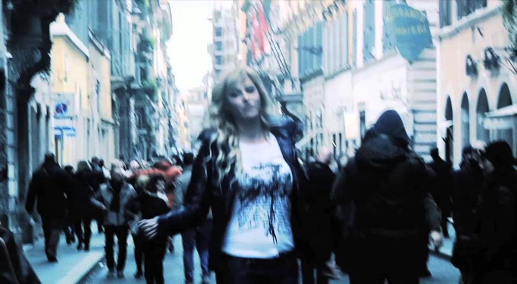 Elena Ballerini 