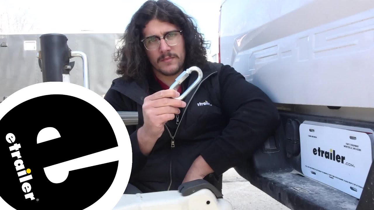 etrailer | A Closer Look at the Titan Chain Threaded Quick Link