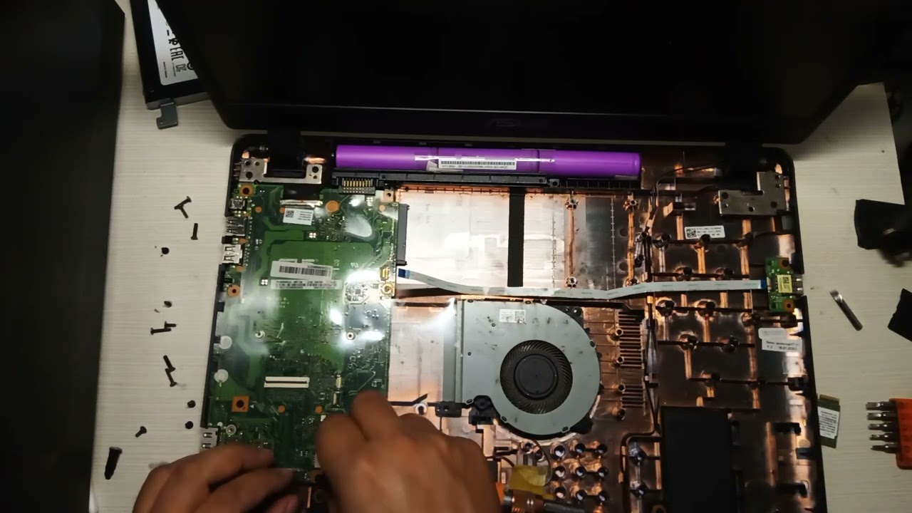 [ASUS X507M] ASUS X507MA Cambio de pasta termica, Actualizacion SSD, Servicio y Mantenimiento.
