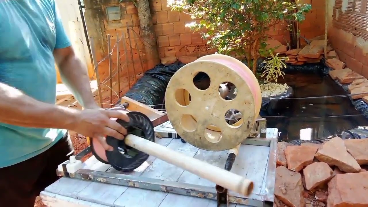 AGORA A NASA VEM!!! Máquina de enrolar carretilha rápido e fácil 😱😱😱