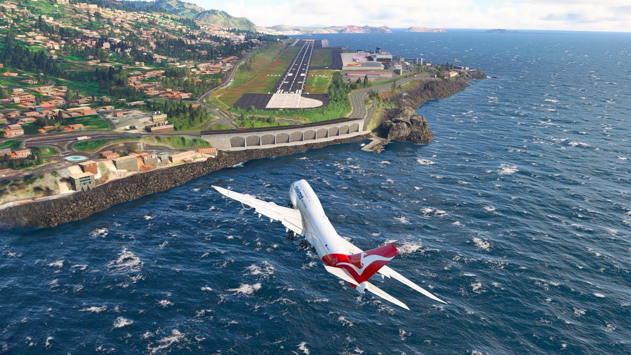 Crosswind Approach Leads to a Boeing 747 QANTAS Airways Go-Around at Madeira Airport