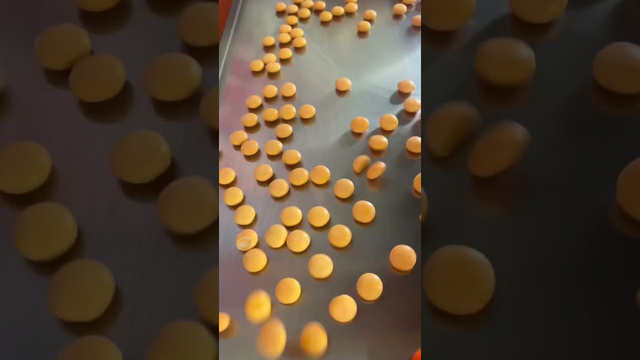 Lets freeze dry mentos! 👀🤔 What sweet next? #freezedried #freezedriedsweets #fyp #trending