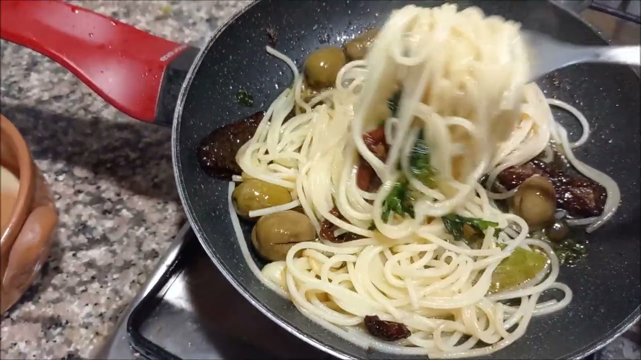 Spaghetti sfritti (videoricetta n&deg; 1136)