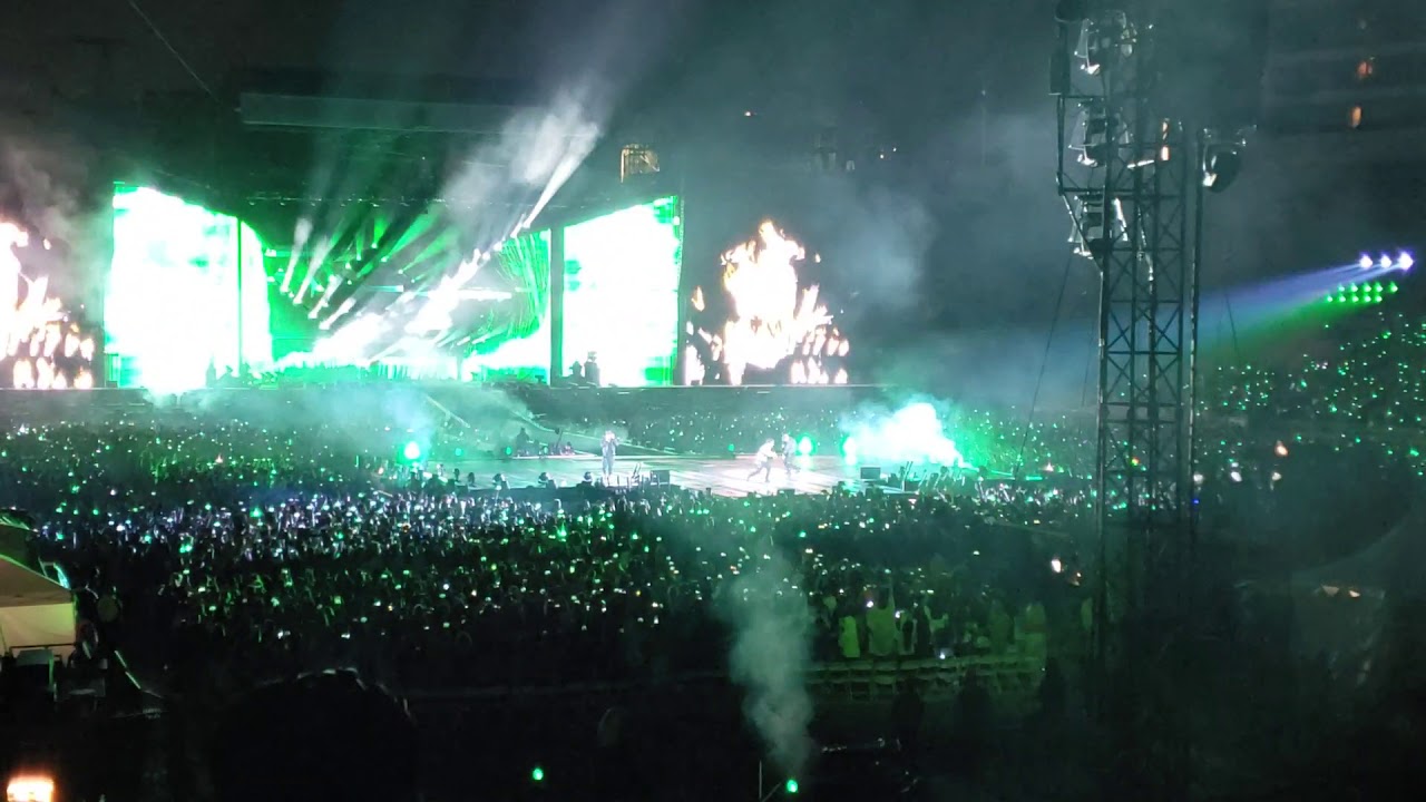 BTS Speak Yourself Tour Day 1 at Rosebowl (OUTRO: TEAR)