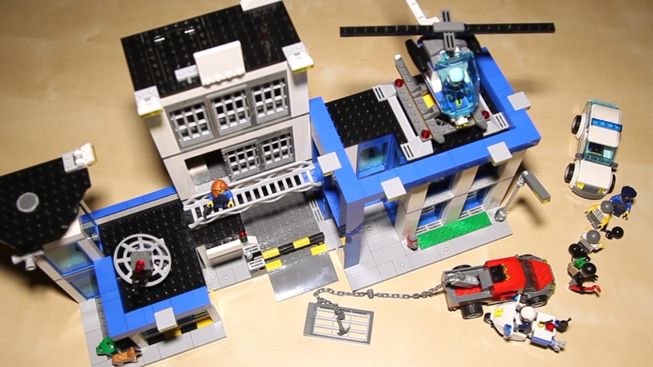 Lego City 60047 Police Station - Lego Speed Build Review