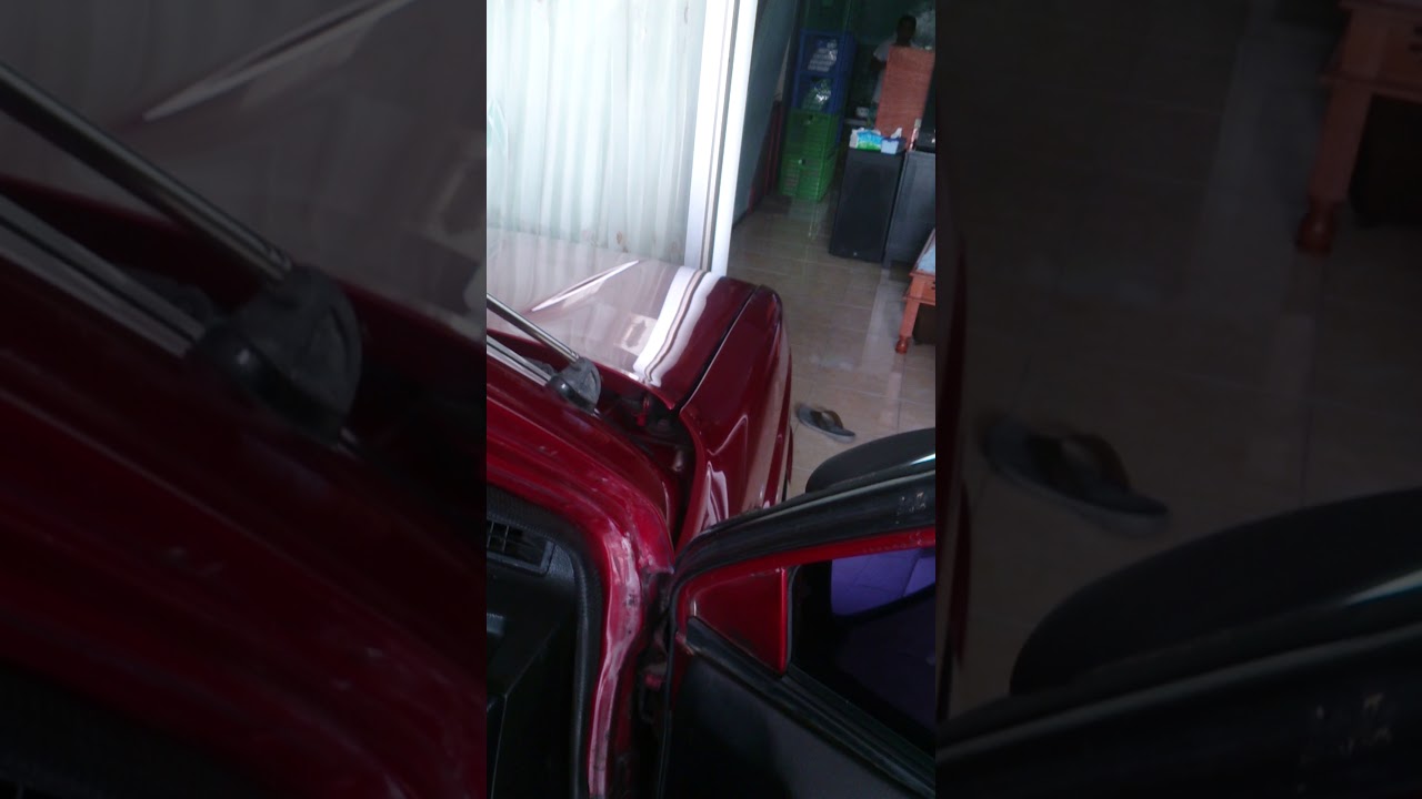 Hella red twintone vs hella blue twin tone