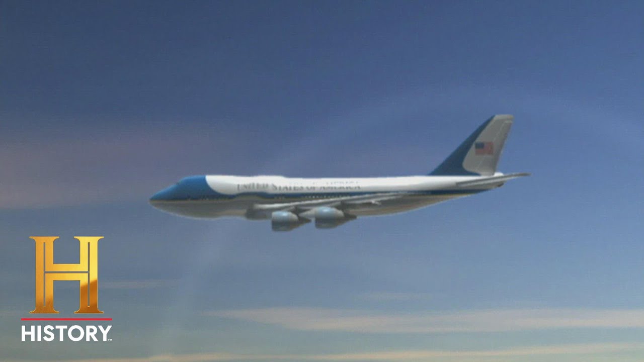 America's Book of Secrets: The Vehicles That Protect the President (Part 1) | History