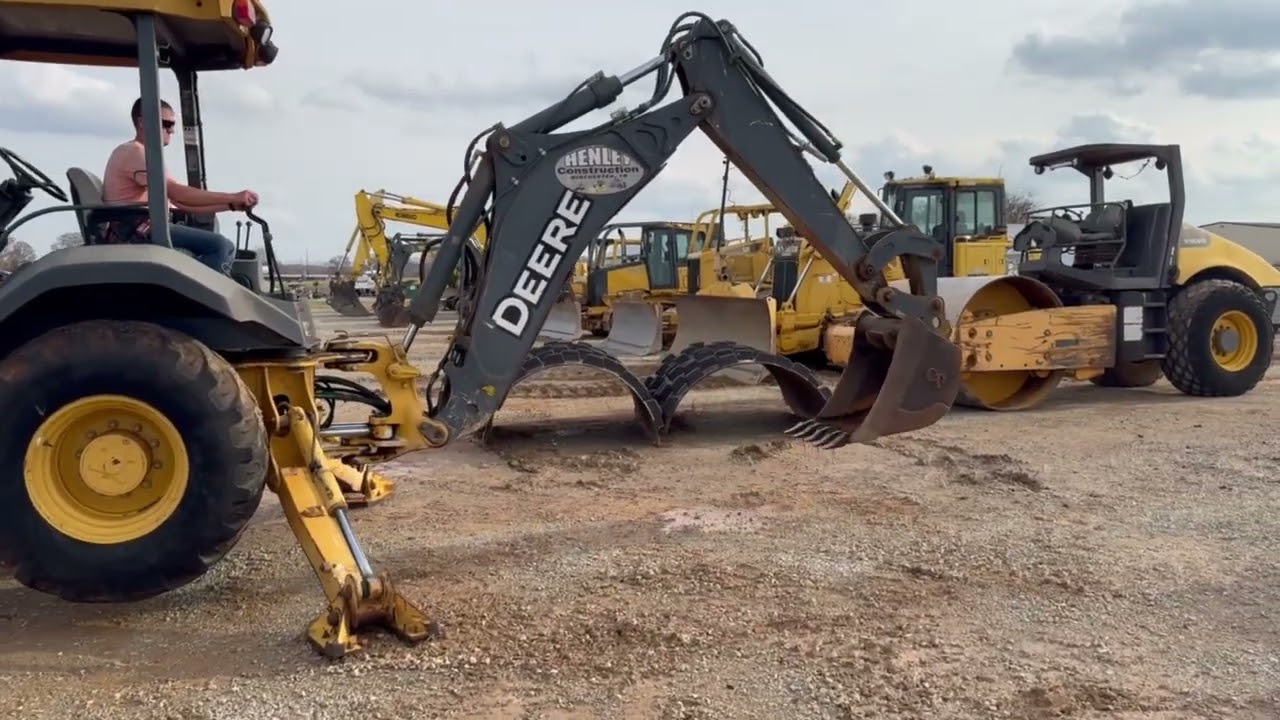 JOHN DEERE 310J BACKHOE