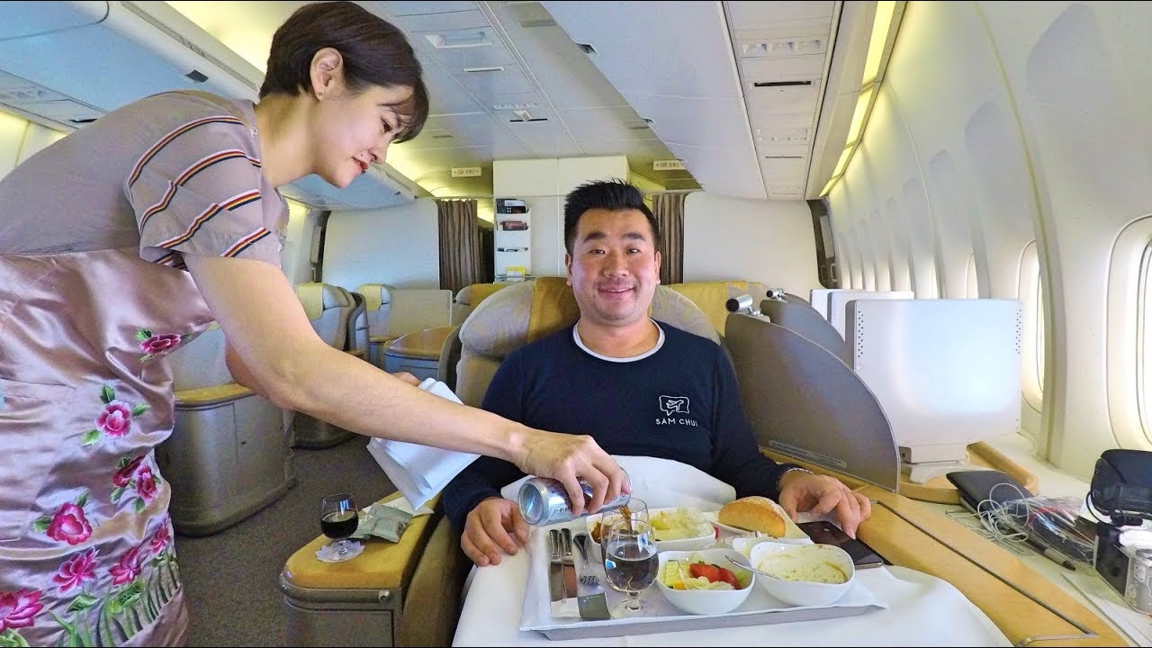 ALONE in First Class on Asiana Airlines B747
