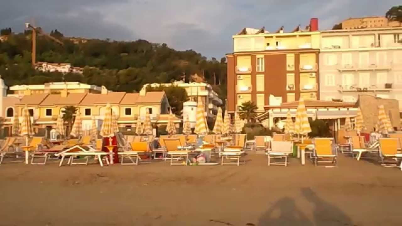 Spiaggia e mare a Cupra marittima 21/08/2014