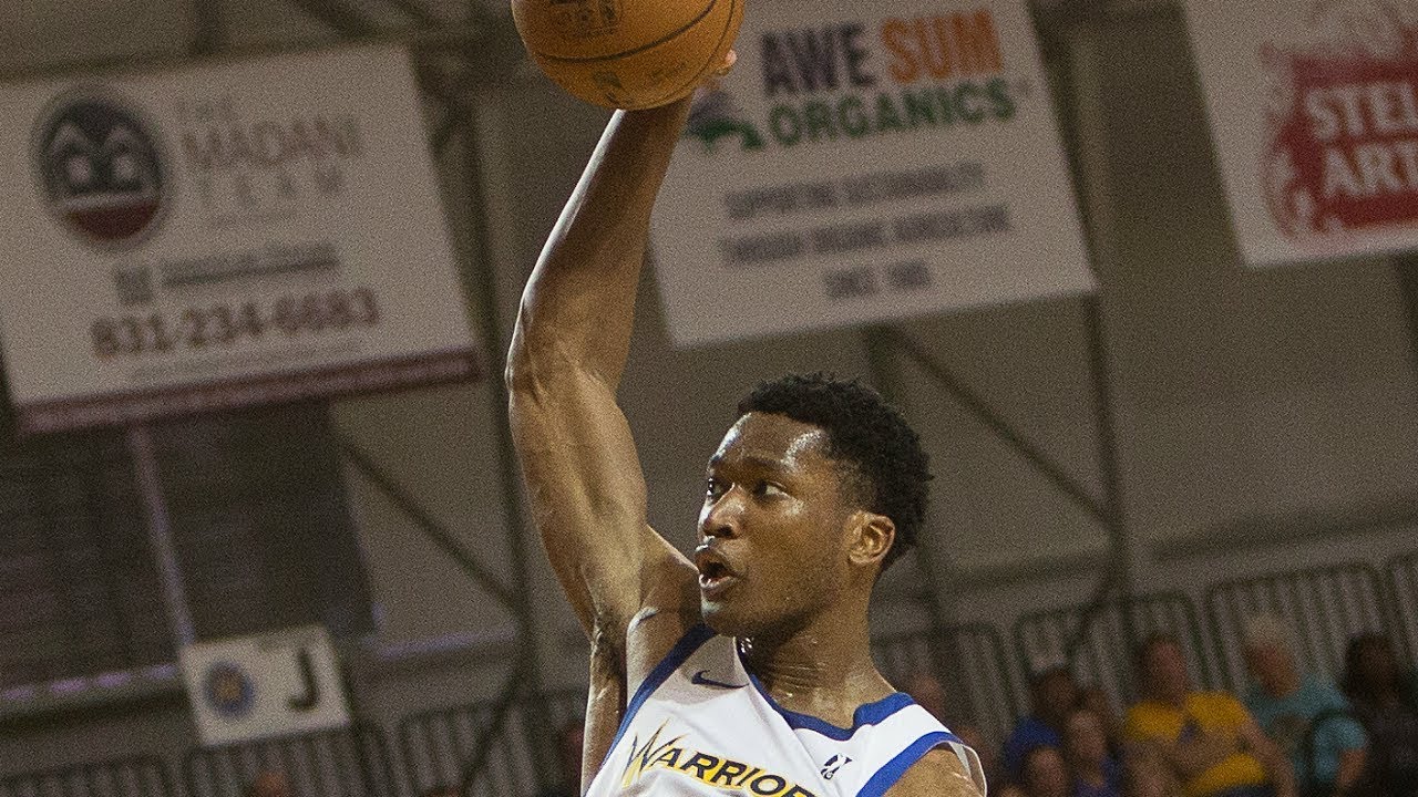 Damian Jones scores 10 vs. Raptors 905