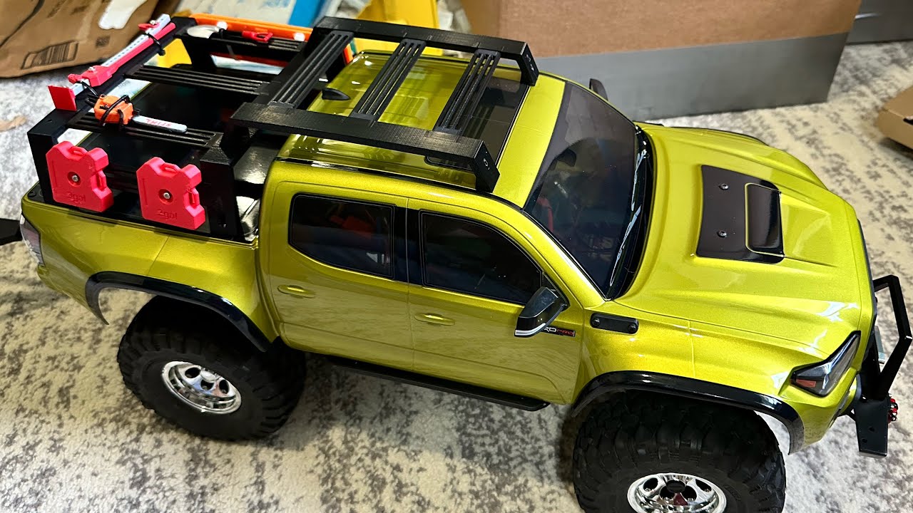 Traxxas TRX4 chassis and Kyosho Tacoma body marriage
