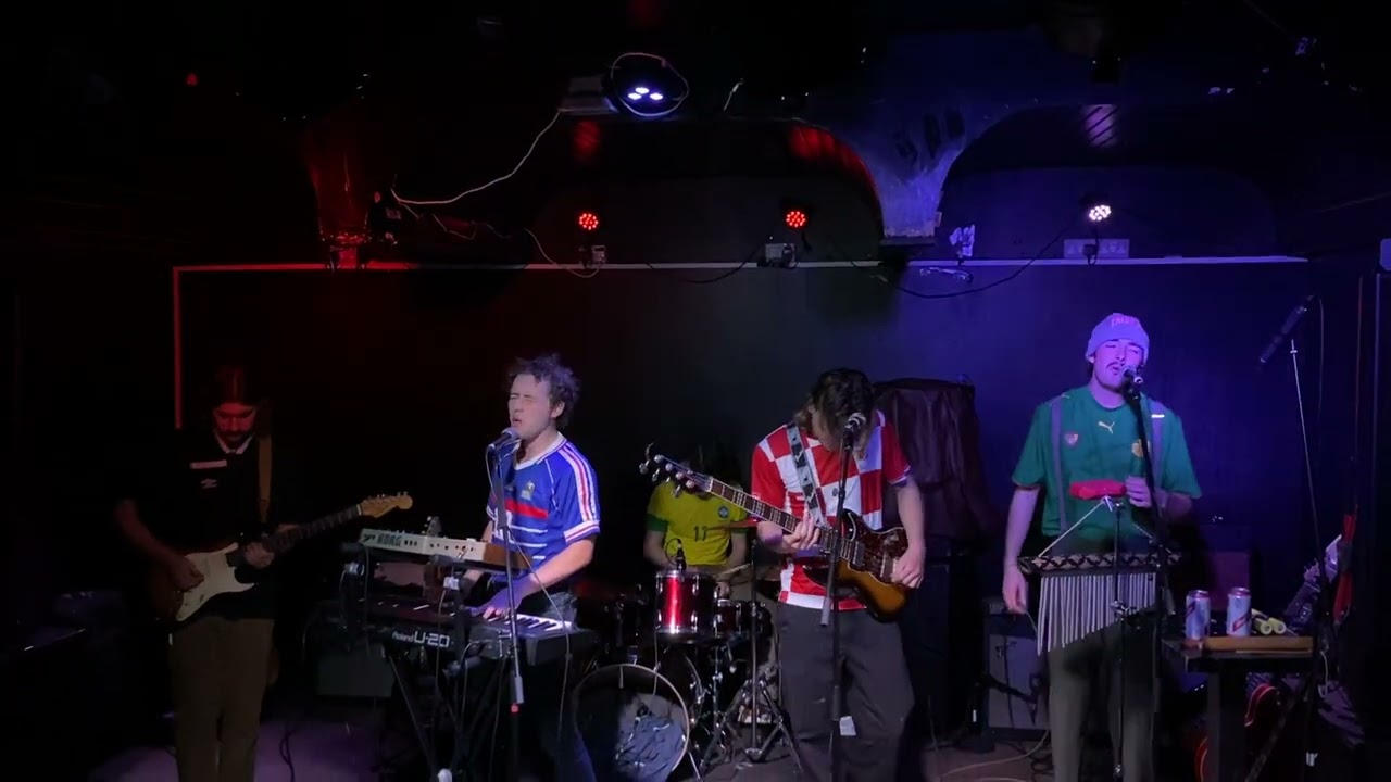 Delights Live ‘Tender’