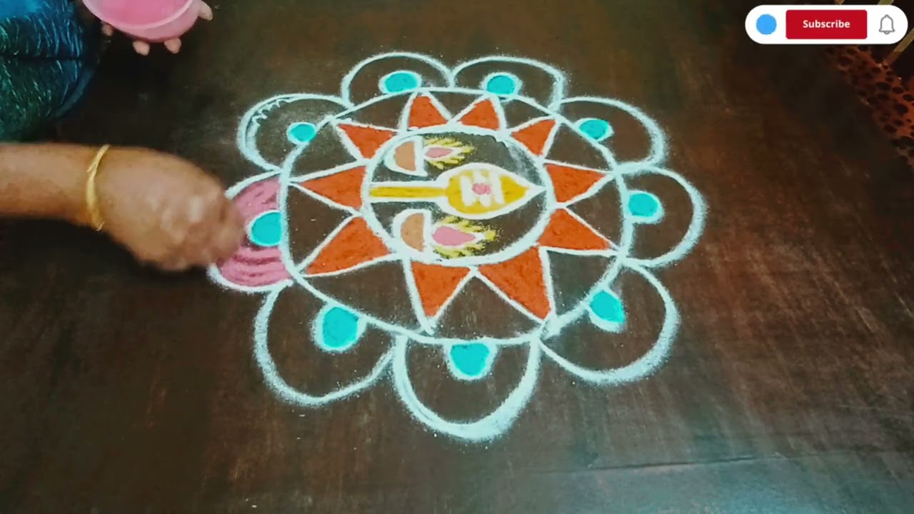 தைப்பூசம் அன்று வாசலில் போட அழகான ரங்கோலி கோலம்