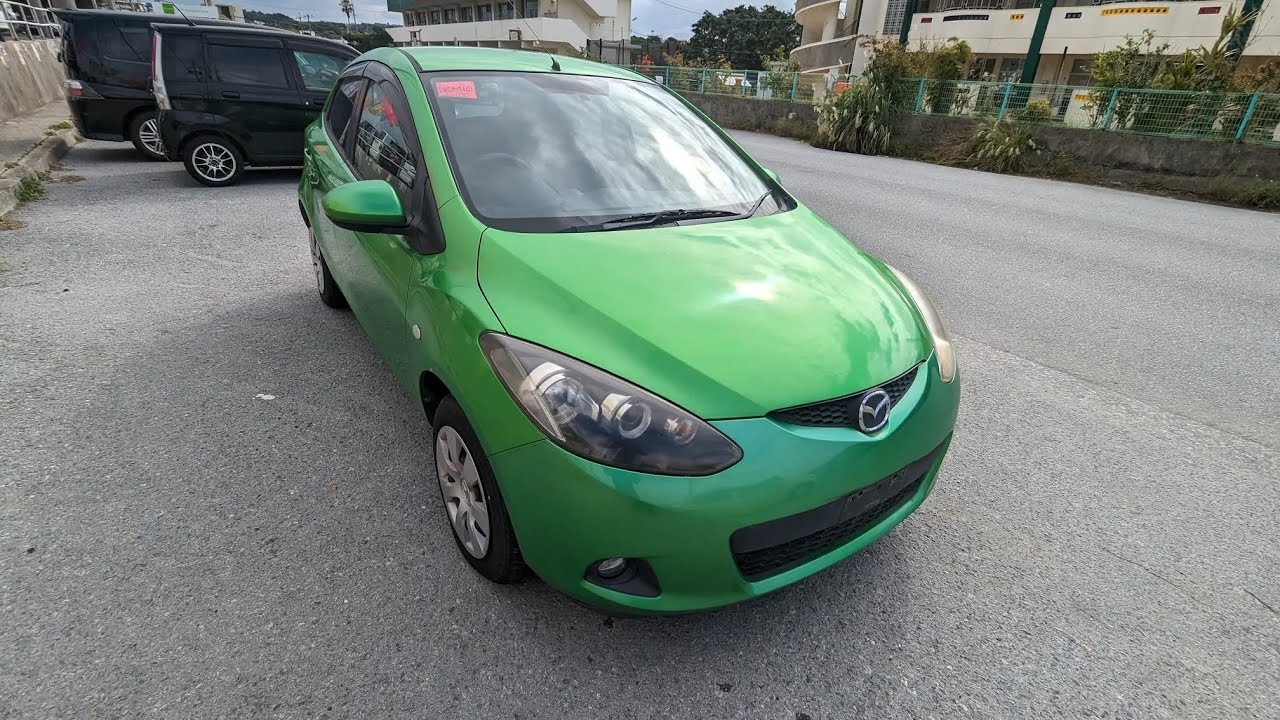 Johnny's Used Cars Okinawa - 2010 Mazda Demio (17411)